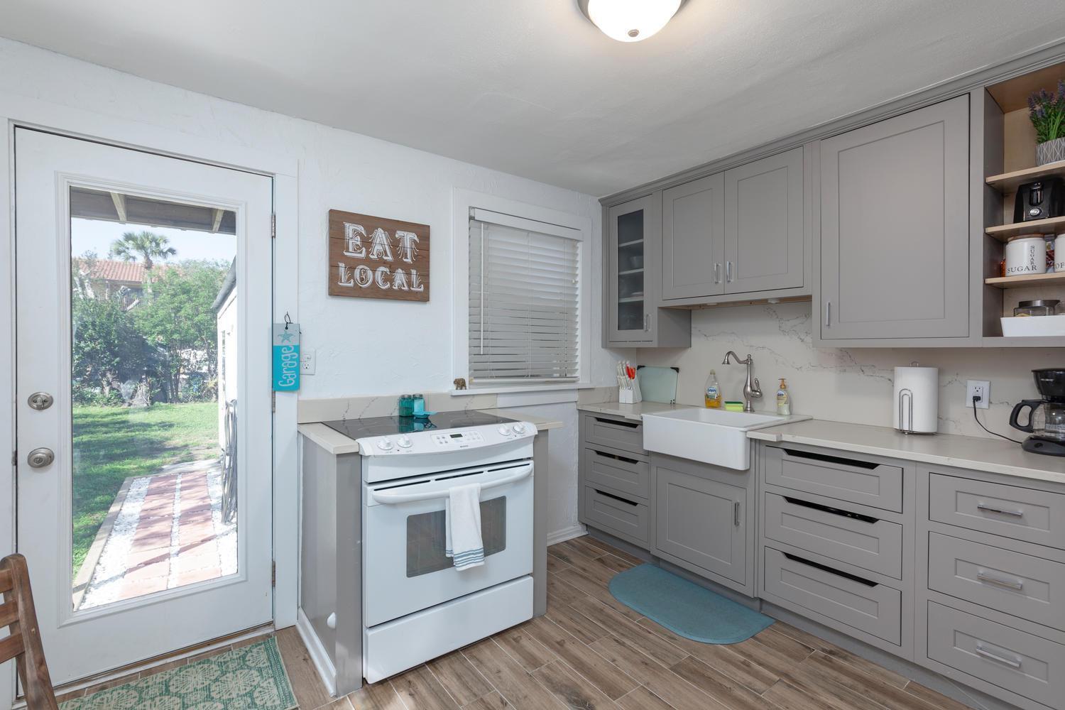 Seas The Day - 4 Blocks To The Beach, Restaurant, And Bar District - Great Deck And Outdoor Space!! Jacksonville Beach Luaran gambar